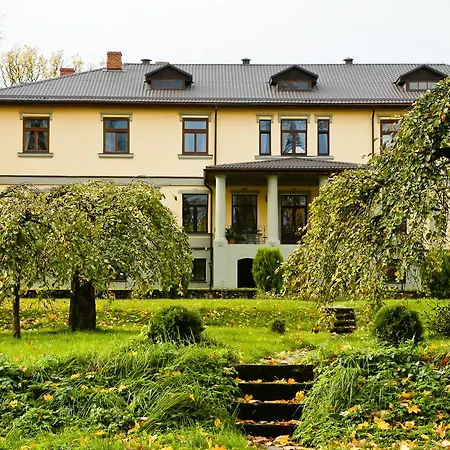 Grasu Pils Hotell 3*
