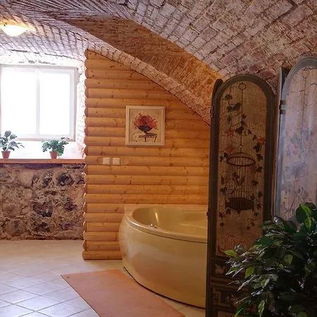 Hotell Grasu Pils 3*